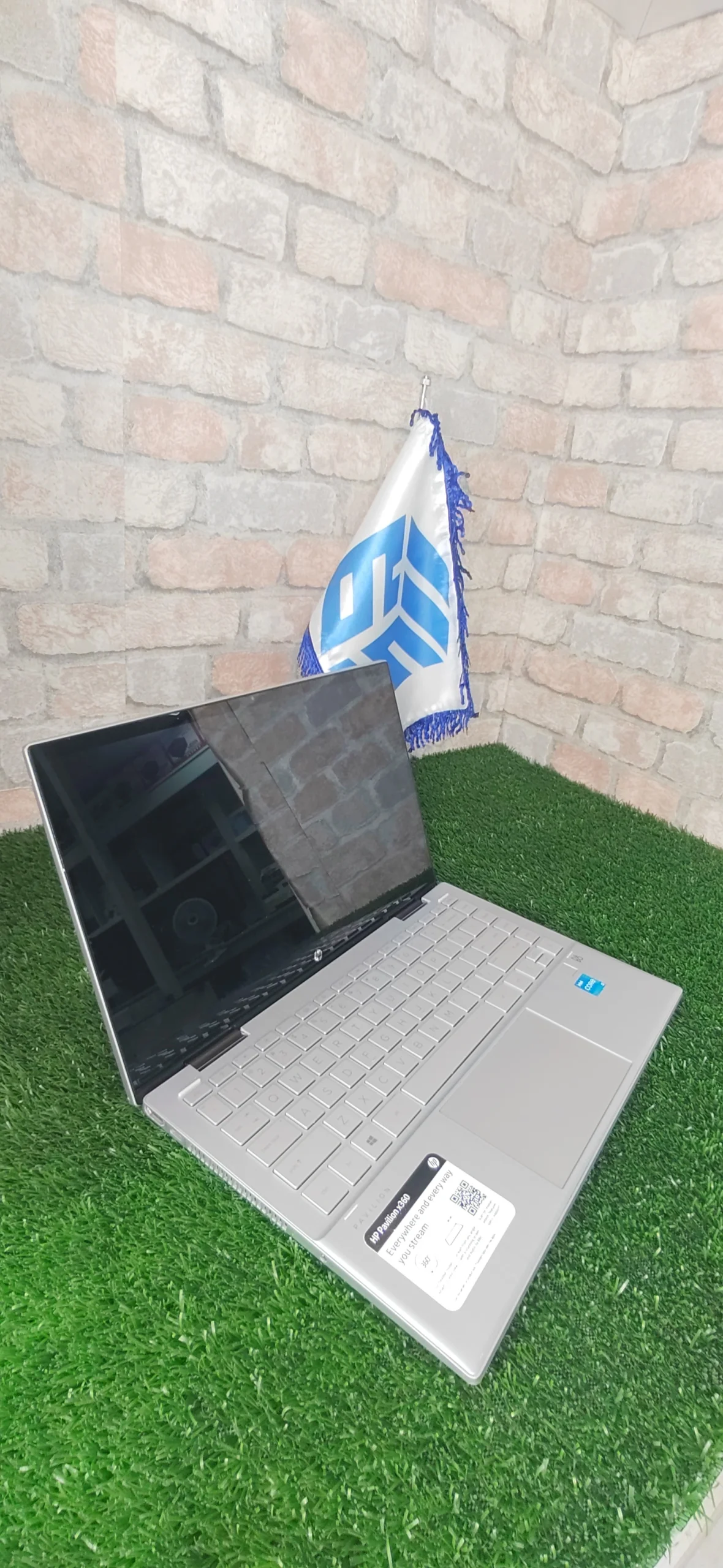 لپ‌تاپ لمسی و چرخش‌پذیر HP x360 | پردازنده نسل ۱۱ Core i3 | رم 8GB | حافظه 256GB SSD